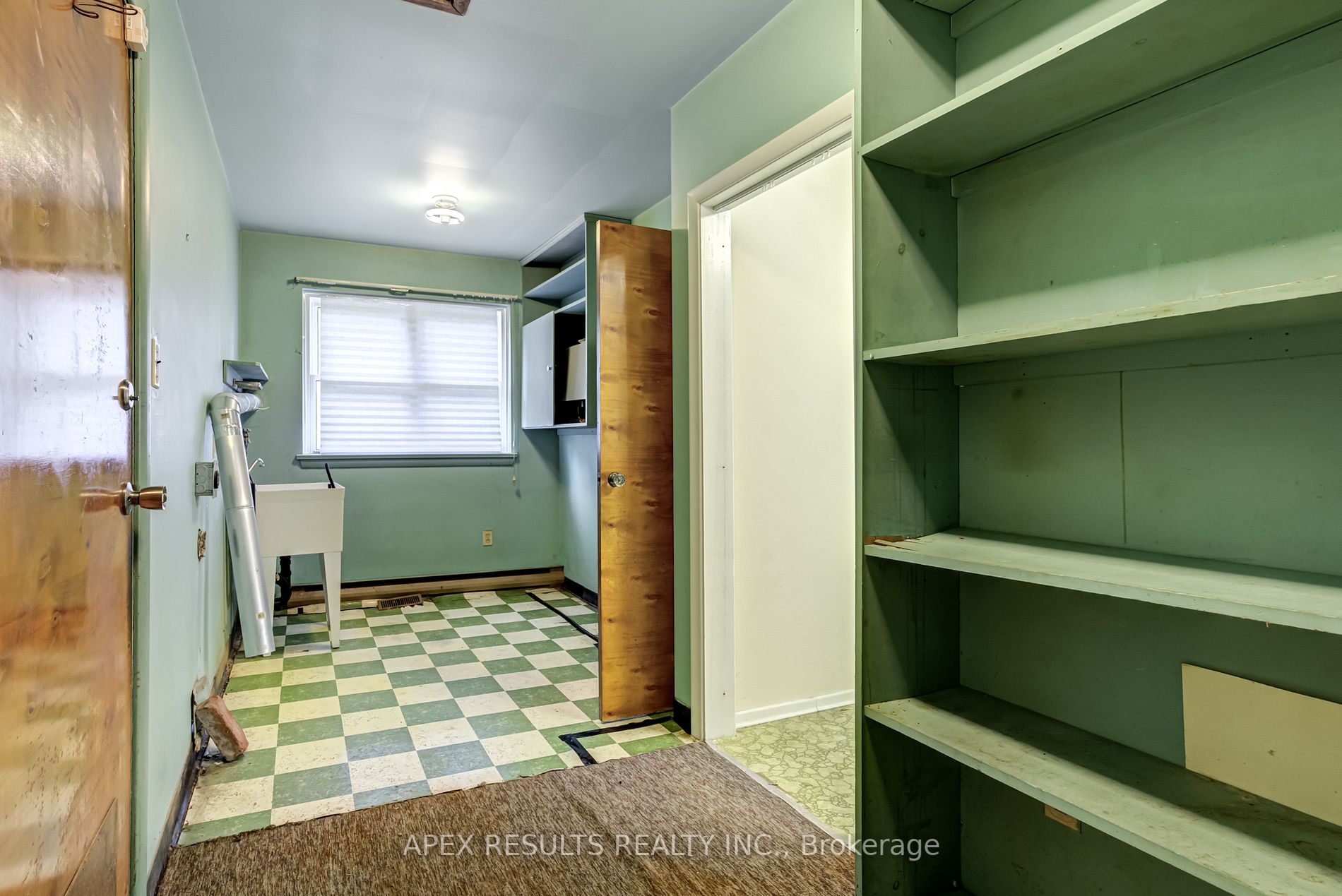 11 Wycliffe Ave