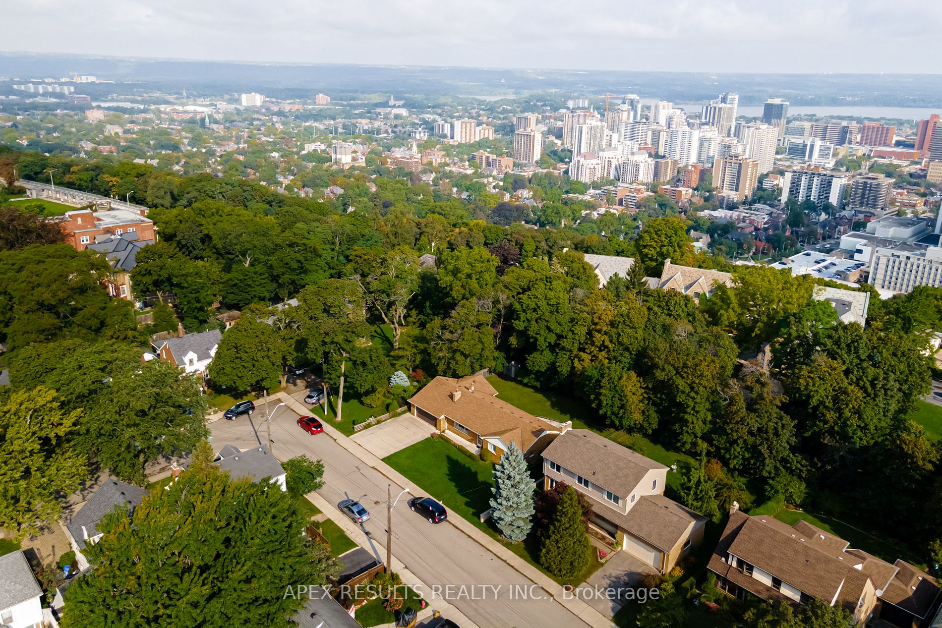 11 Wycliffe Ave