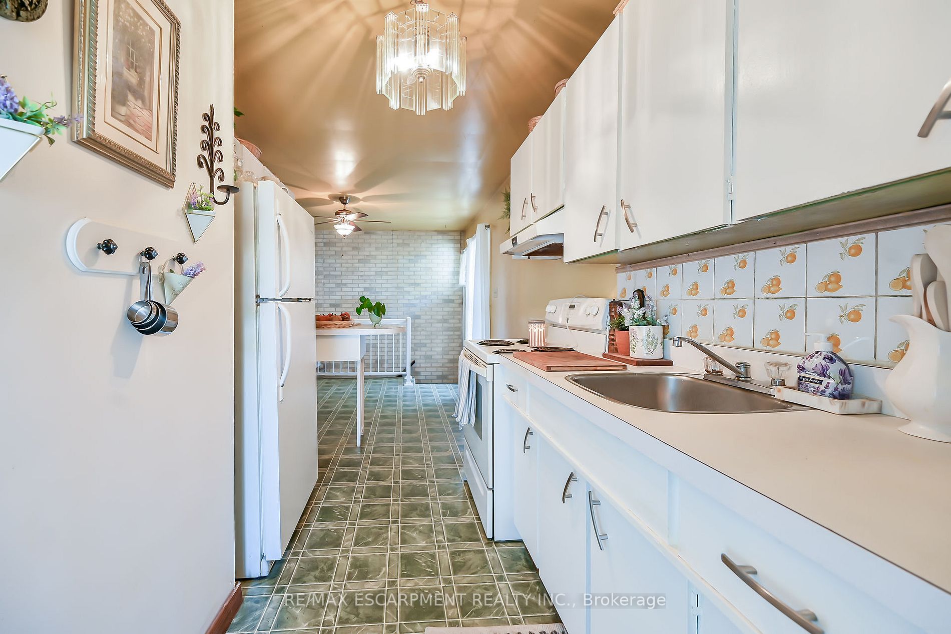 57 Glen Echo Drive