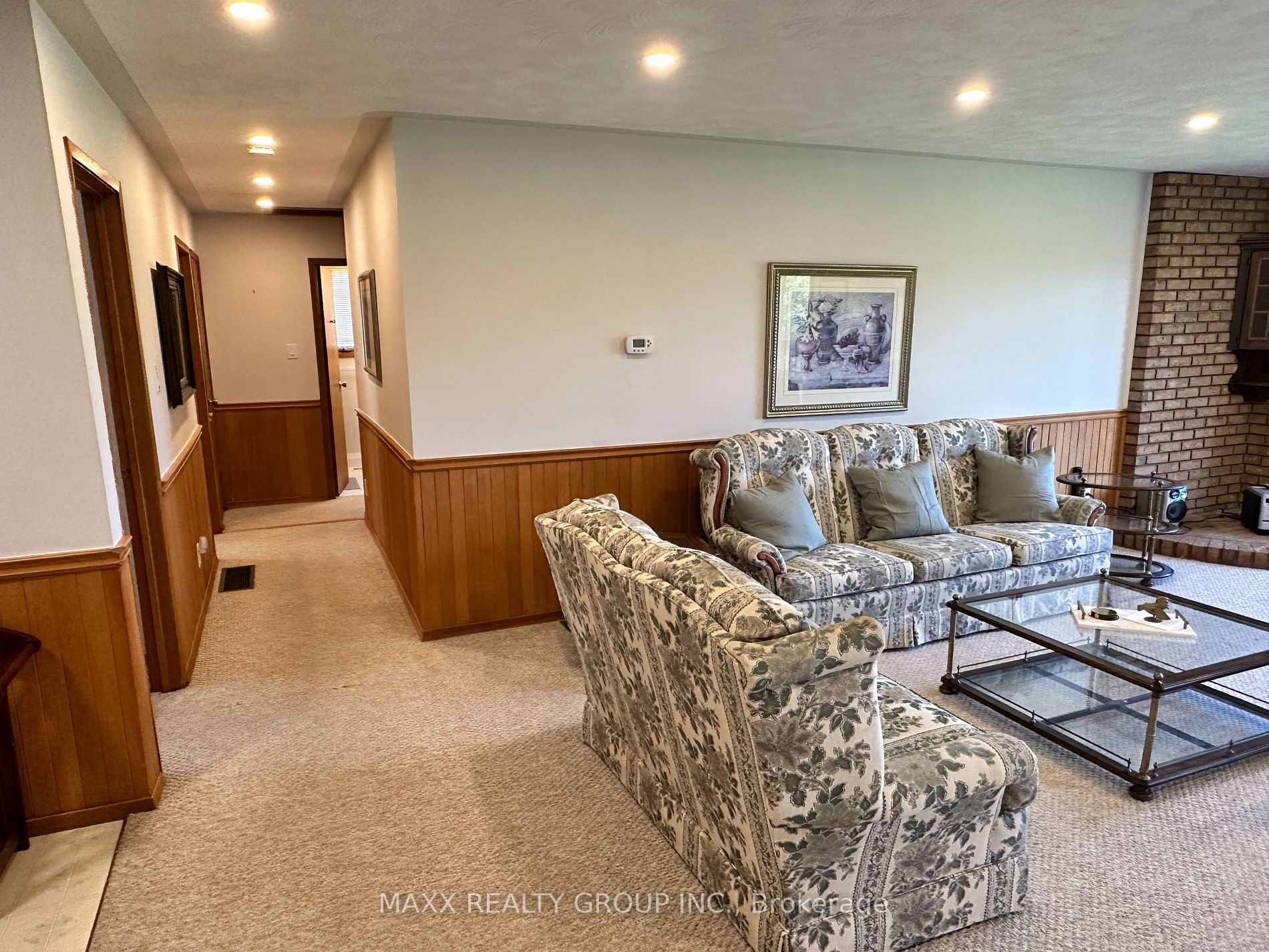 75 Bluewater Ave
