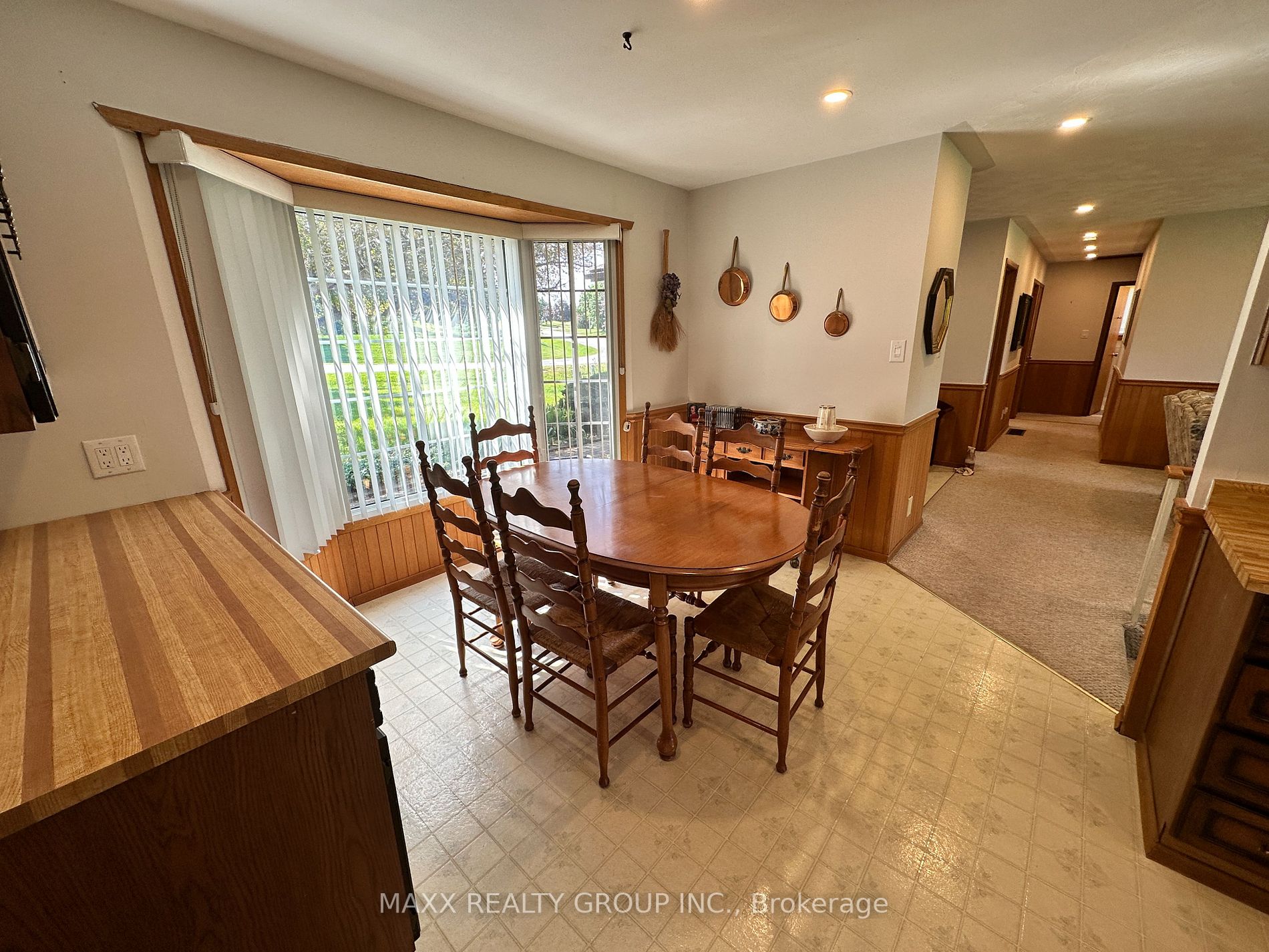 75 Bluewater Ave