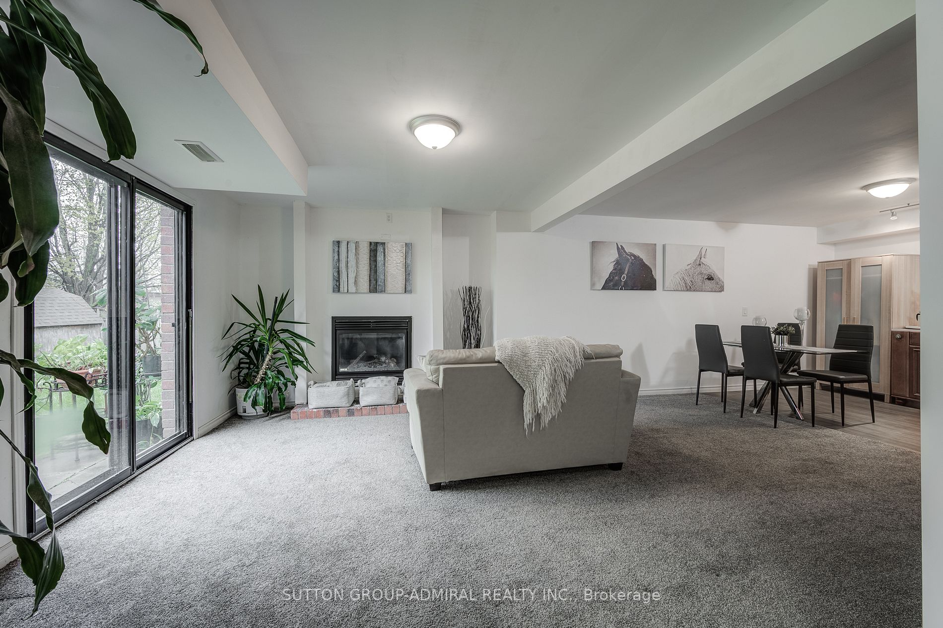 58 Pathfinder Cres