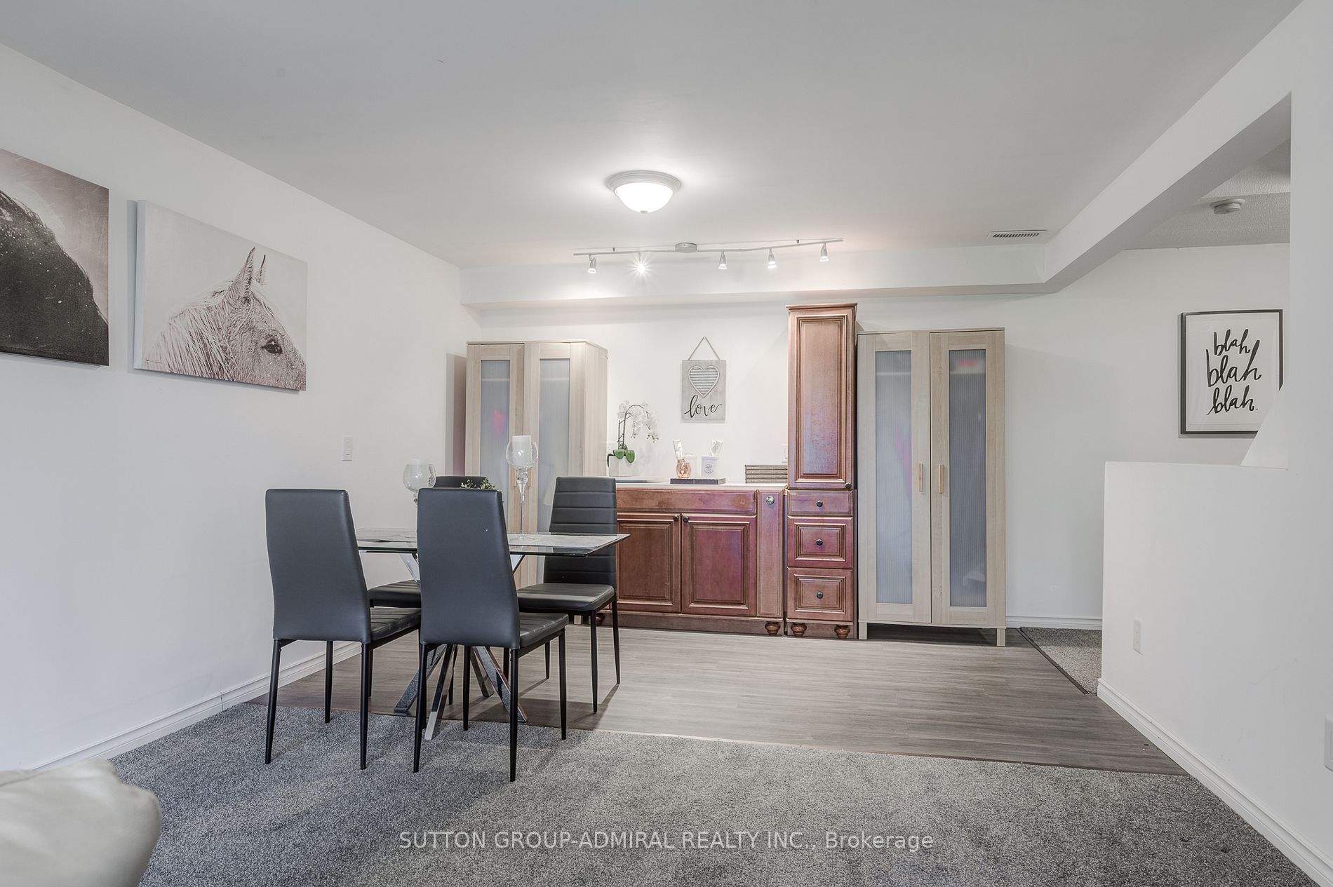 58 Pathfinder Cres