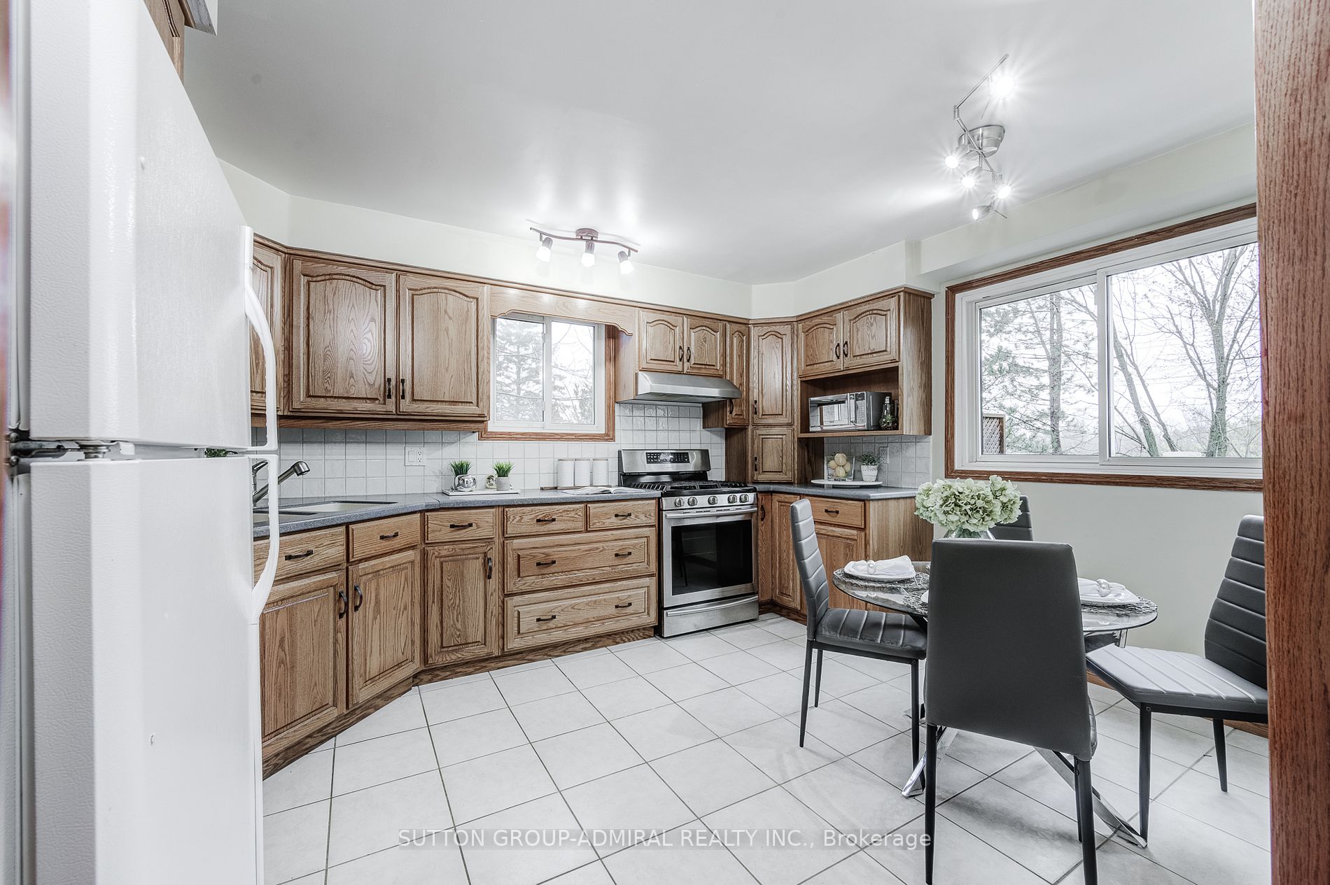 58 Pathfinder Cres