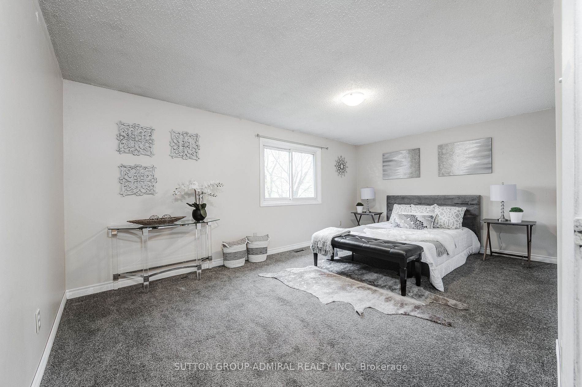 58 Pathfinder Cres