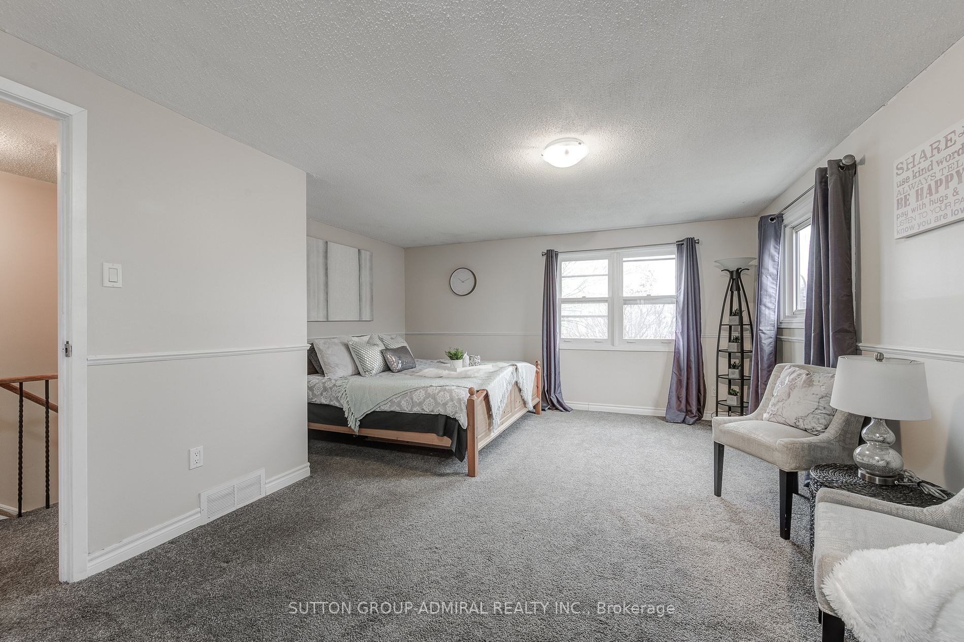 58 Pathfinder Cres