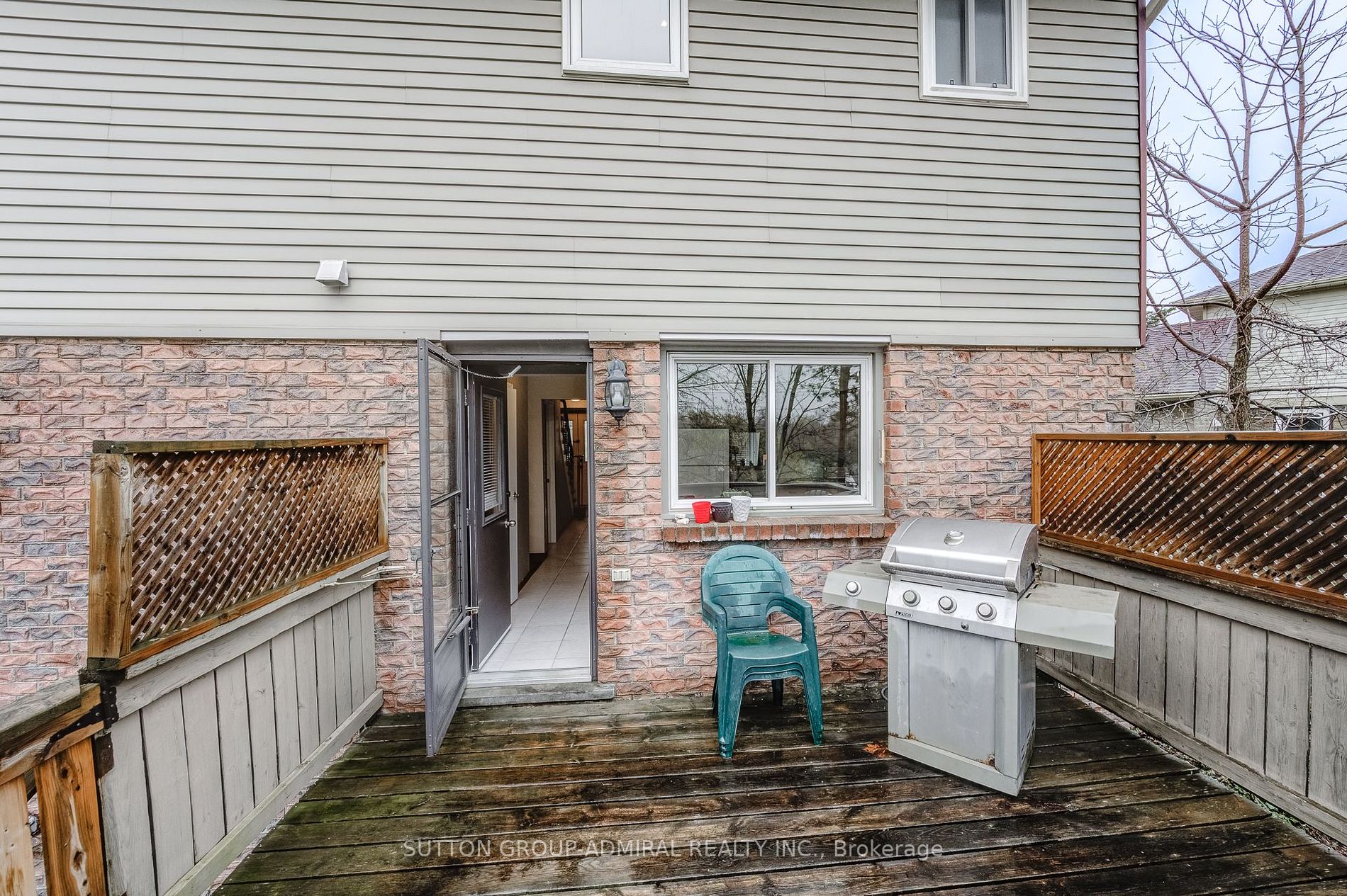 58 Pathfinder Cres