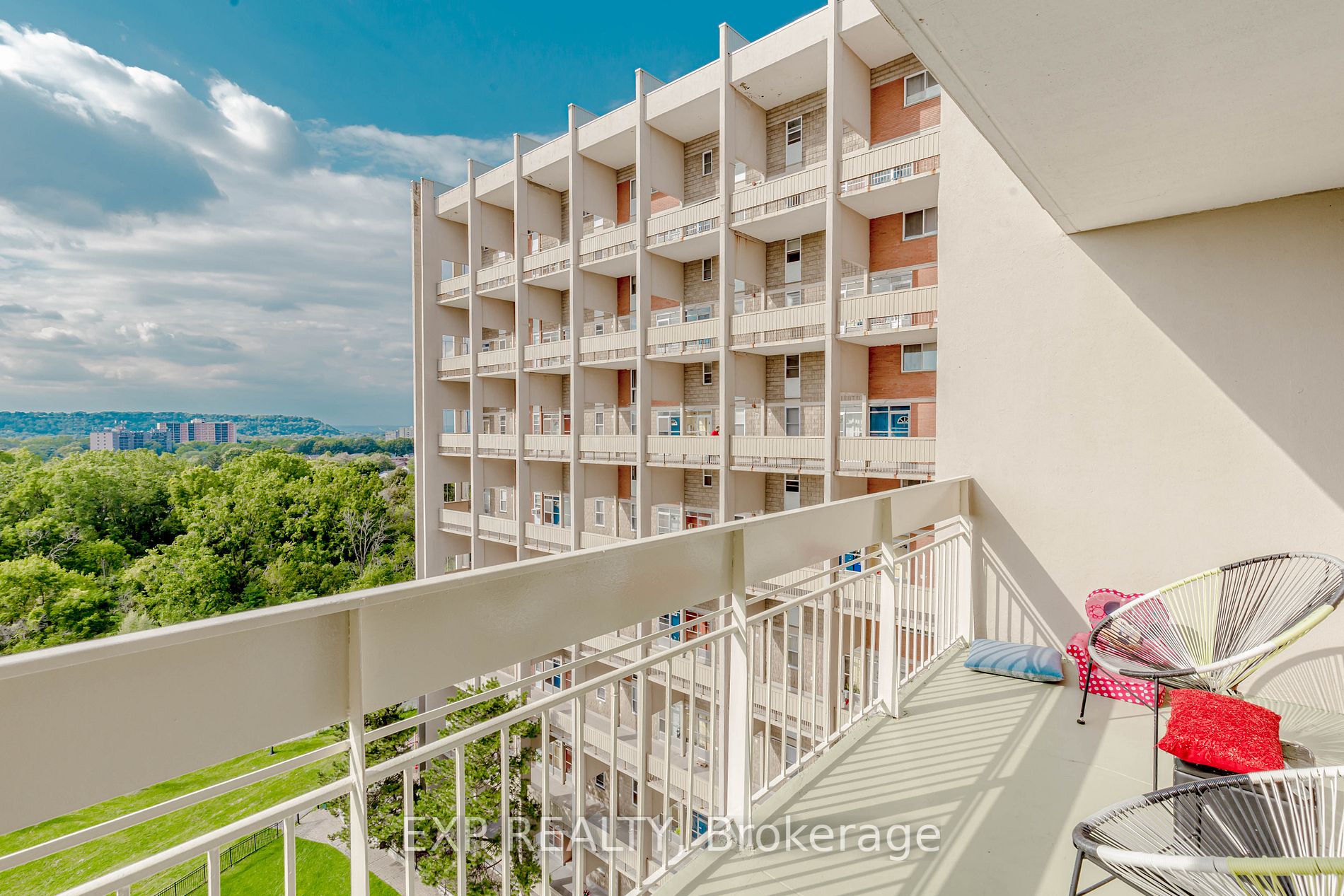 350 Quigley Road E, #612