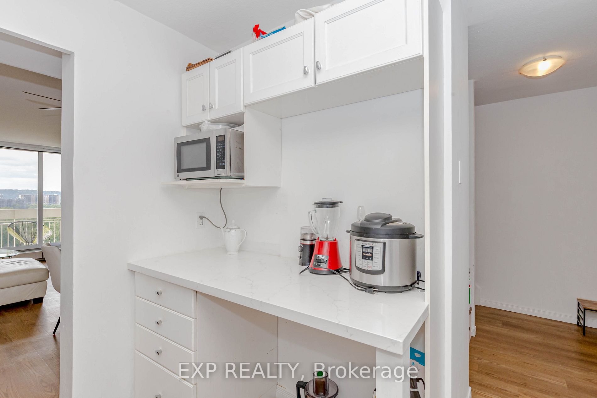 350 Quigley Road E, #612