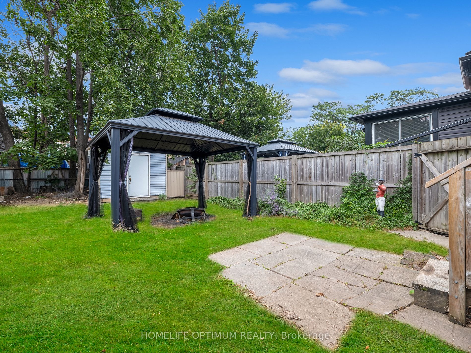 35 Bayfield Avenue