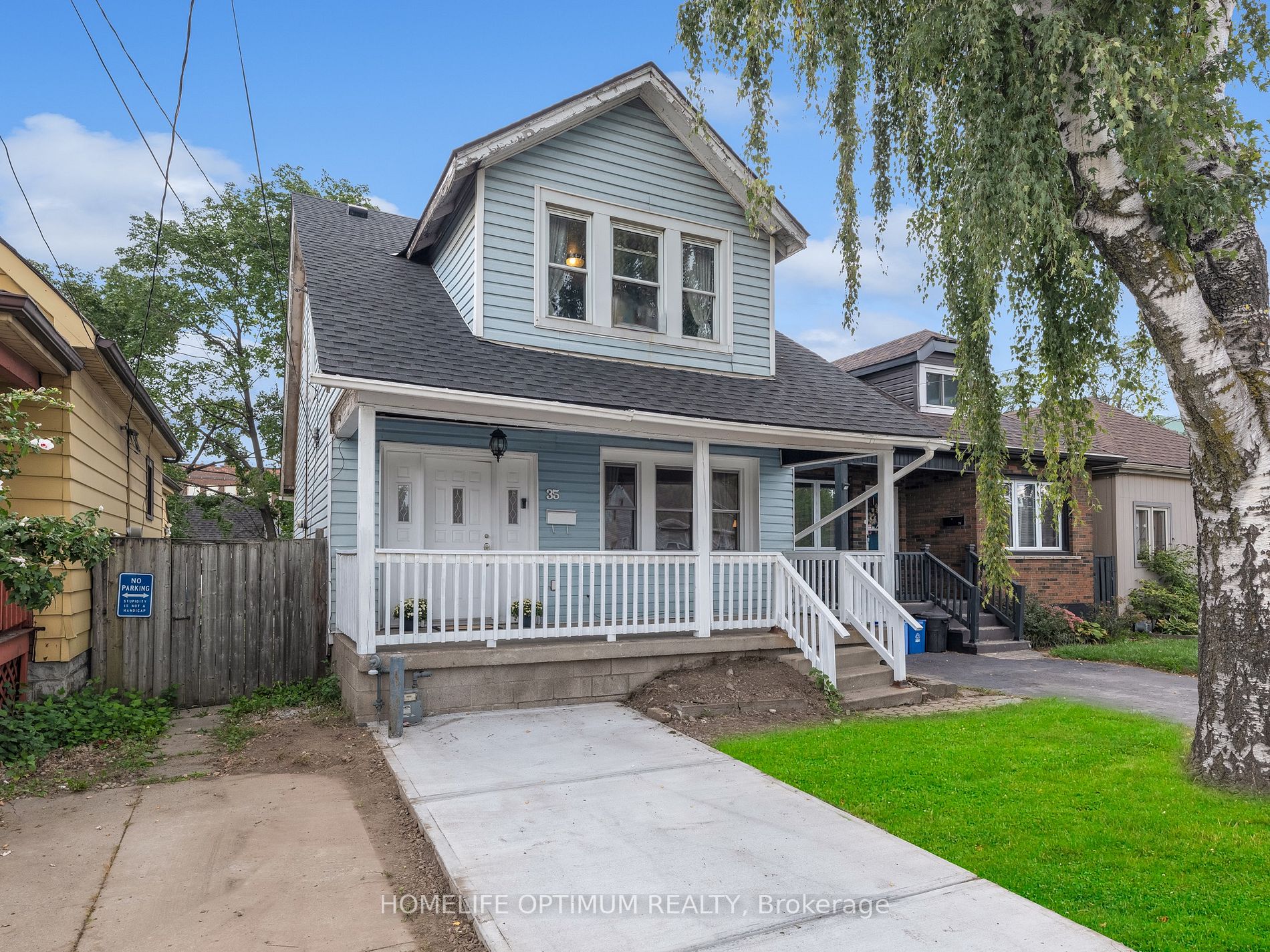35 Bayfield Ave
