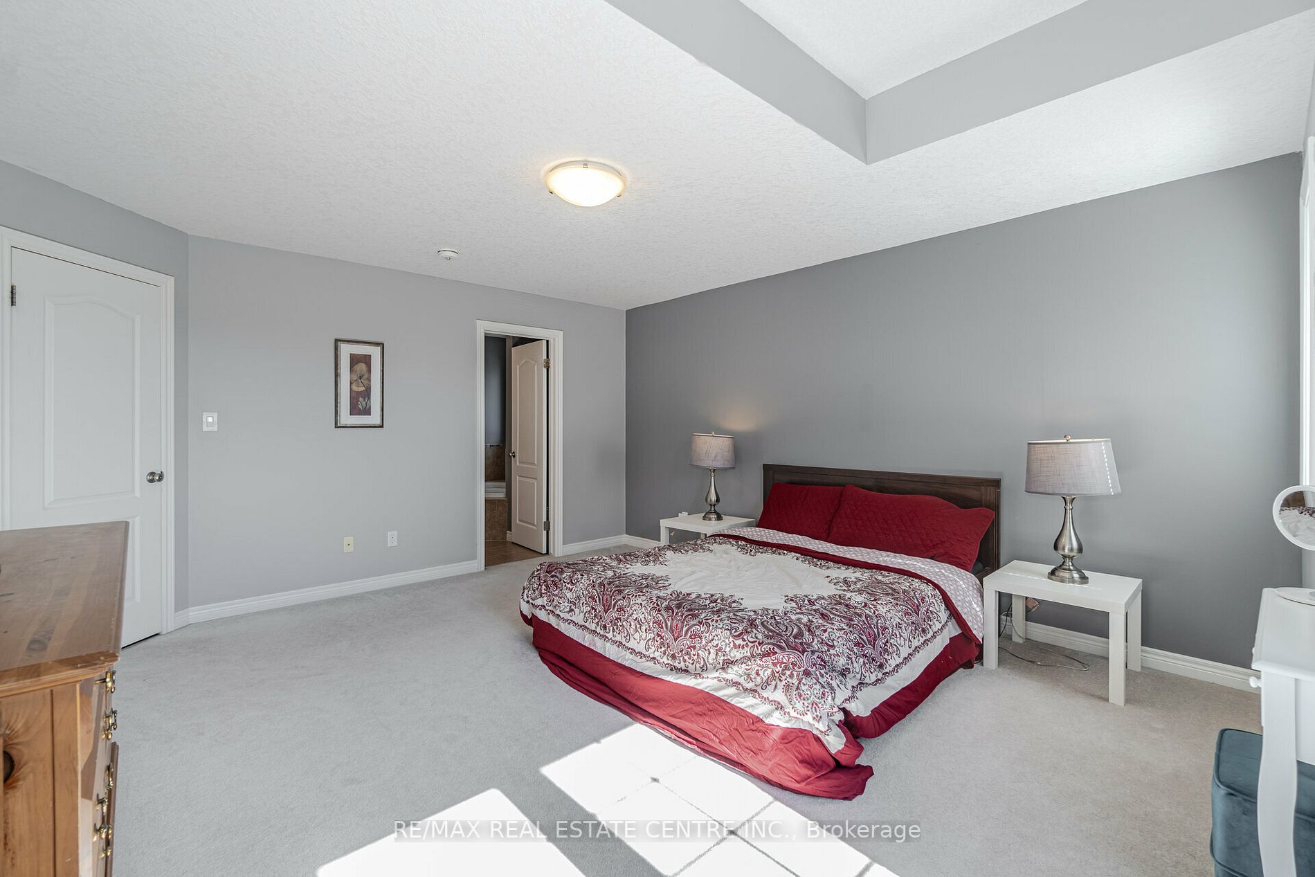 76 Bard Blvd