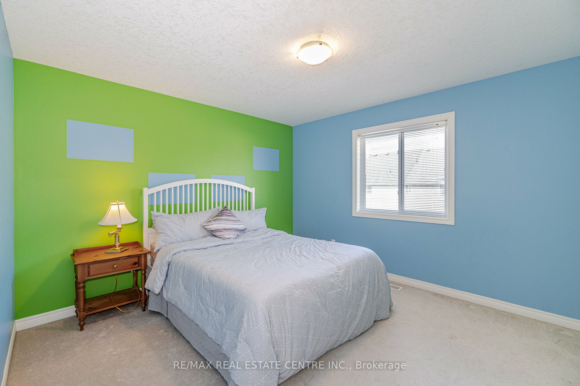 76 Bard Blvd