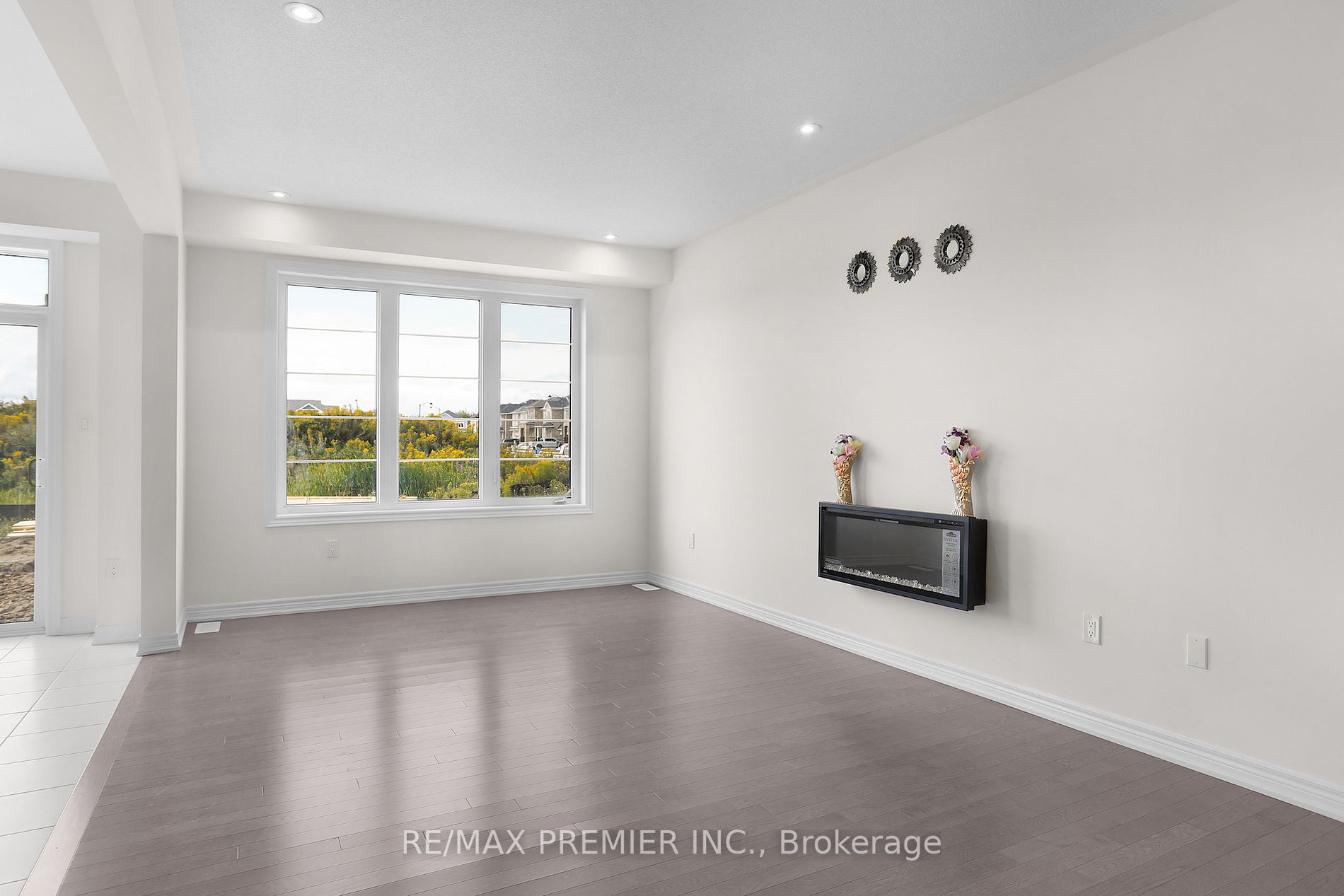 530 Red Elm Road, #TH 3