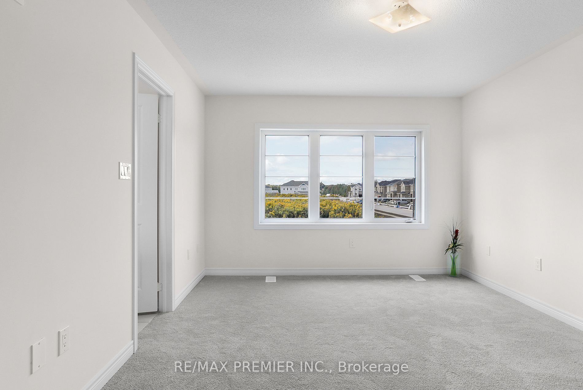 530 Red Elm Road, #TH 3
