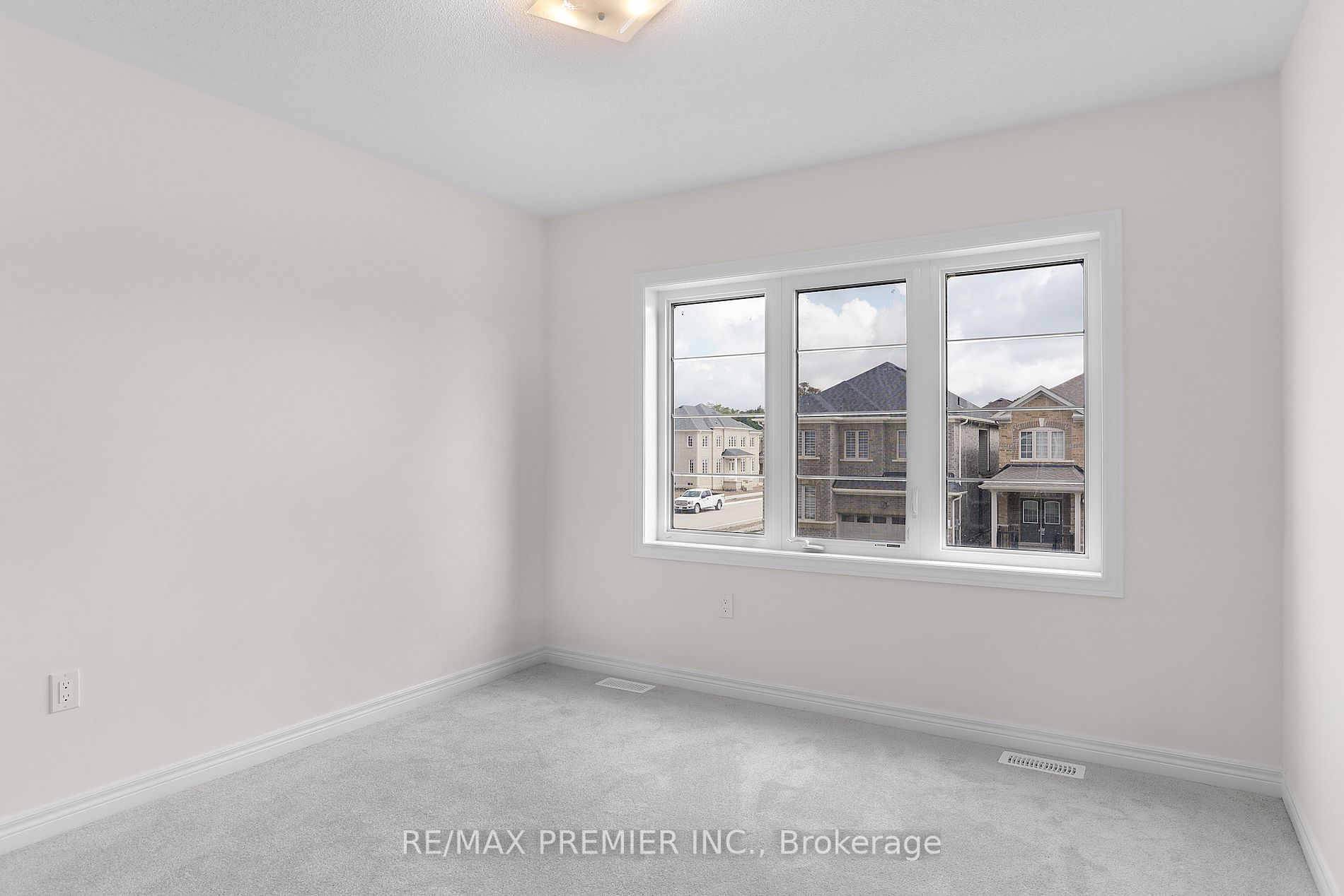 530 Red Elm Road, #TH 3