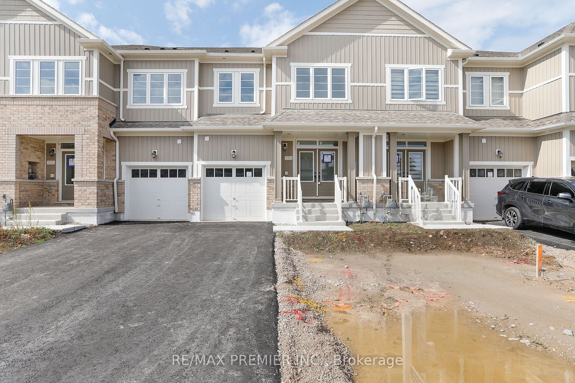 530 Red Elm Road, #TH 3