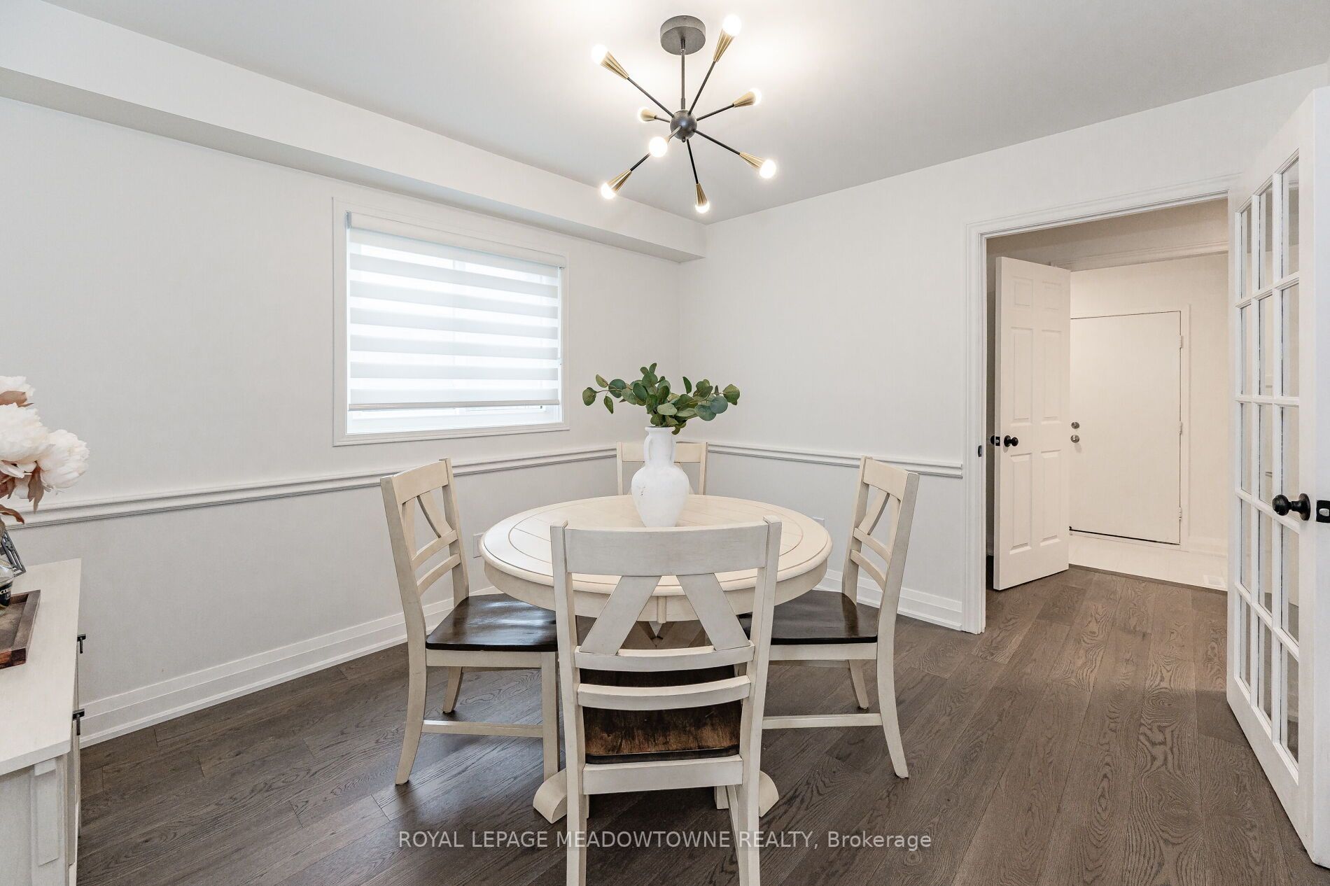 74 Royaledge Way