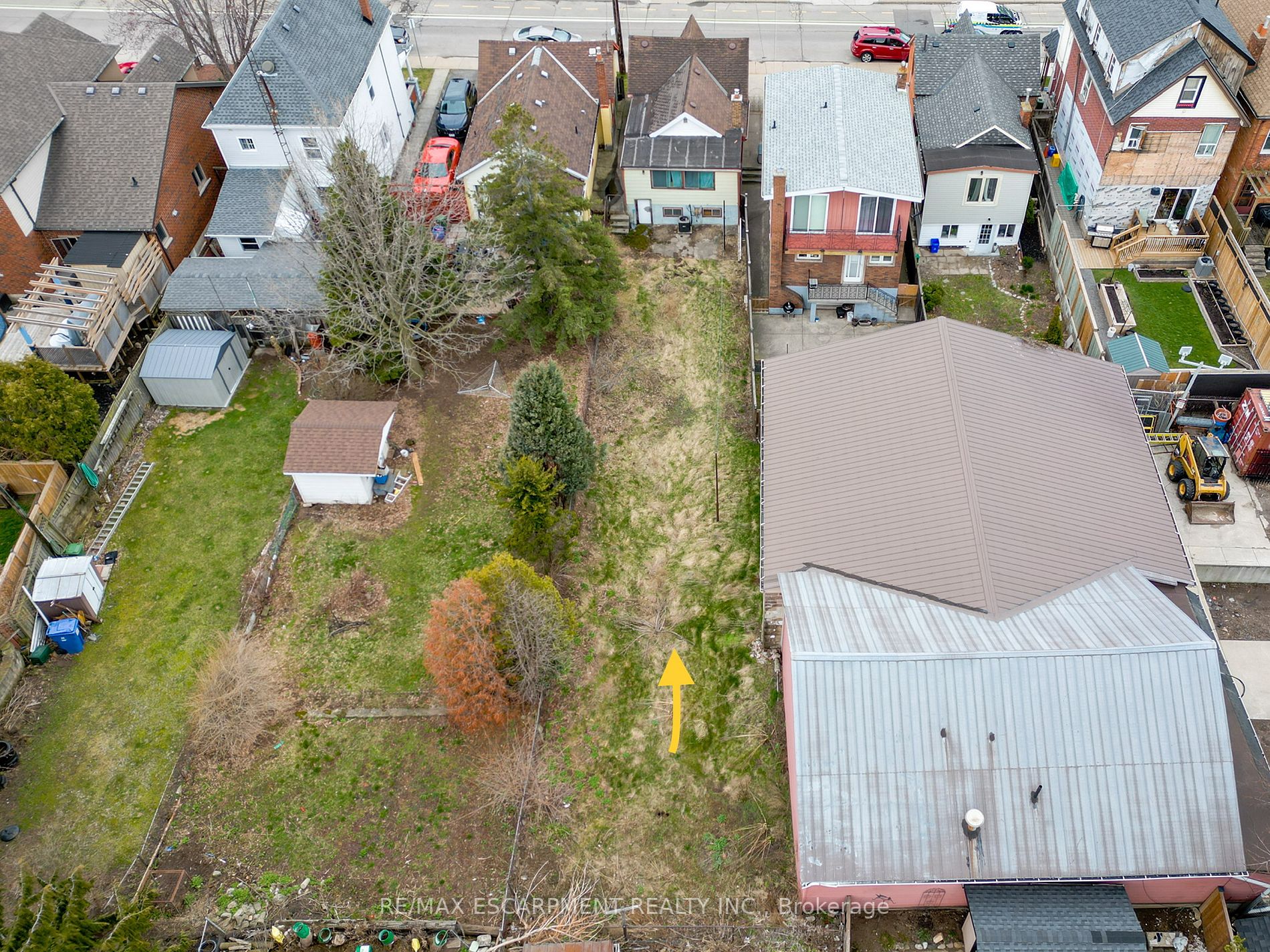 510 John St N