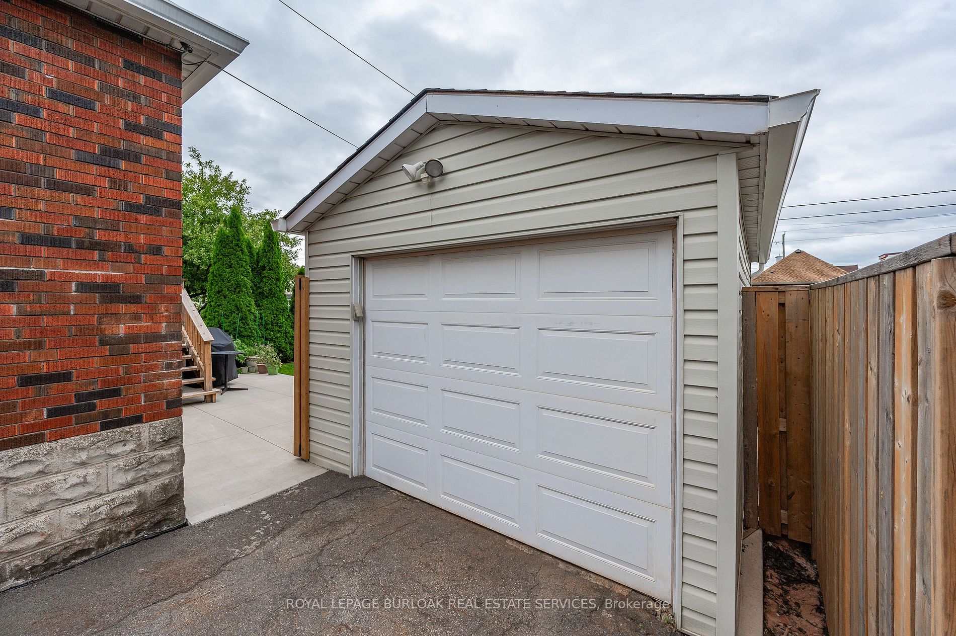 131 Adeline Avenue