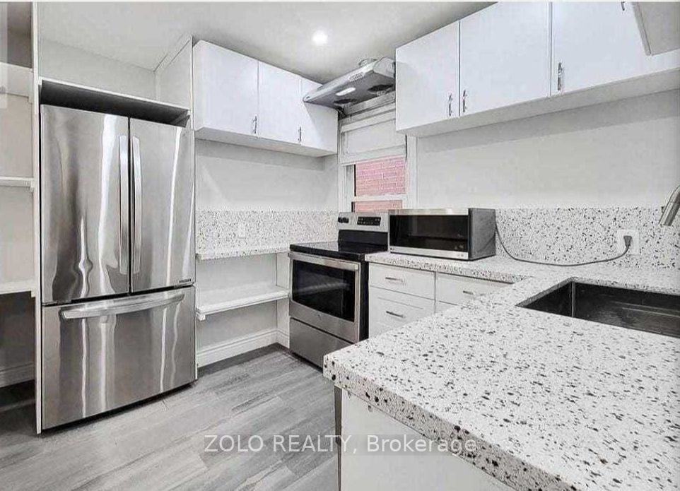 24 East 22nd St