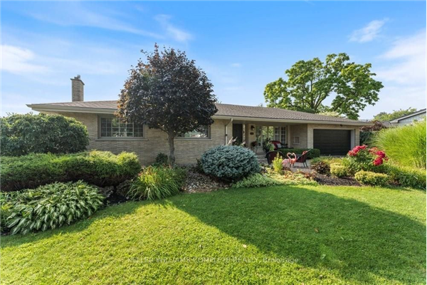 55 Felker Cres, Hamilton