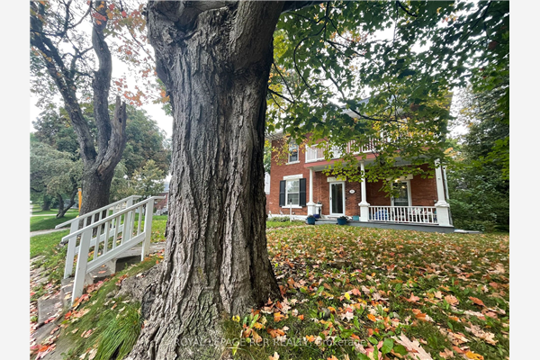 250 Andrew St, Shelburne