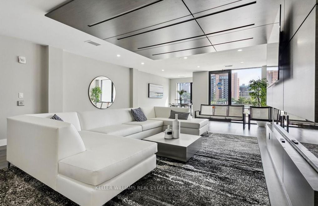 #1612 - 15 Queen St S, Hamilton