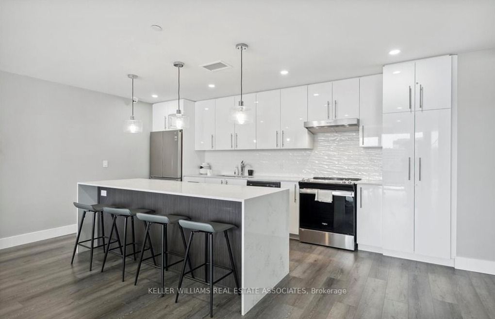 #1612 - 15 Queen St S, Hamilton