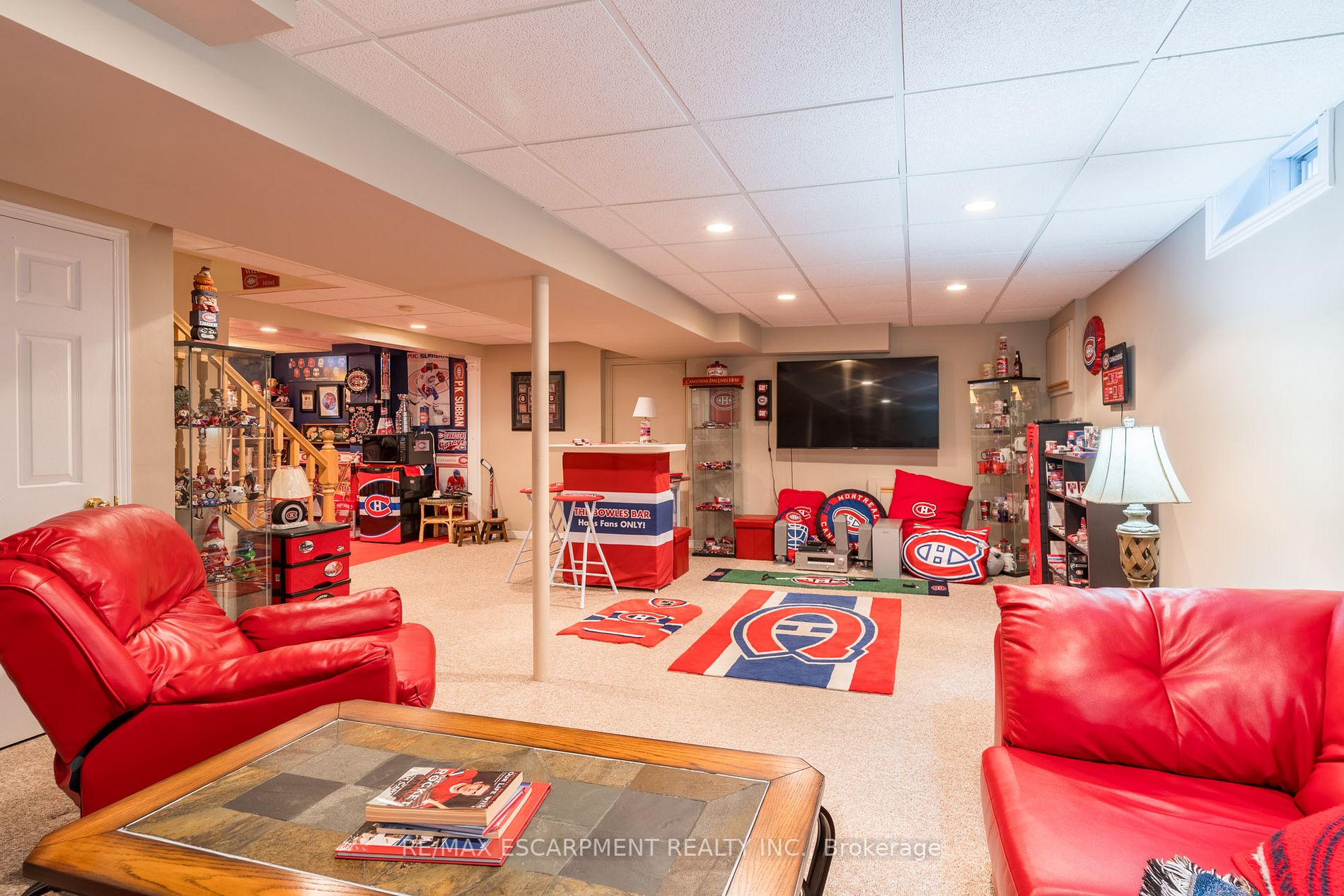 19 Falconridge Dr