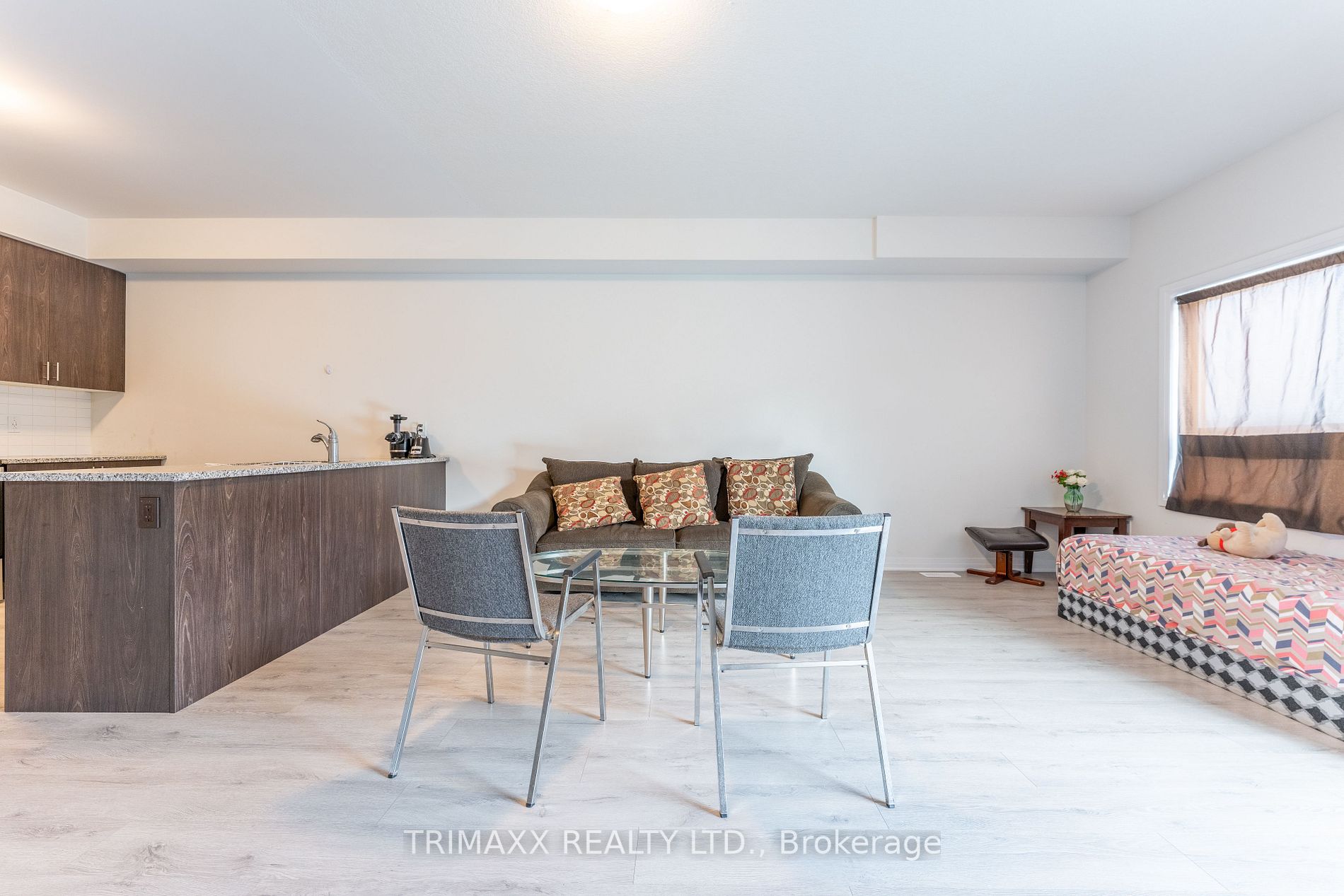 51 Sparrow Ave, #34