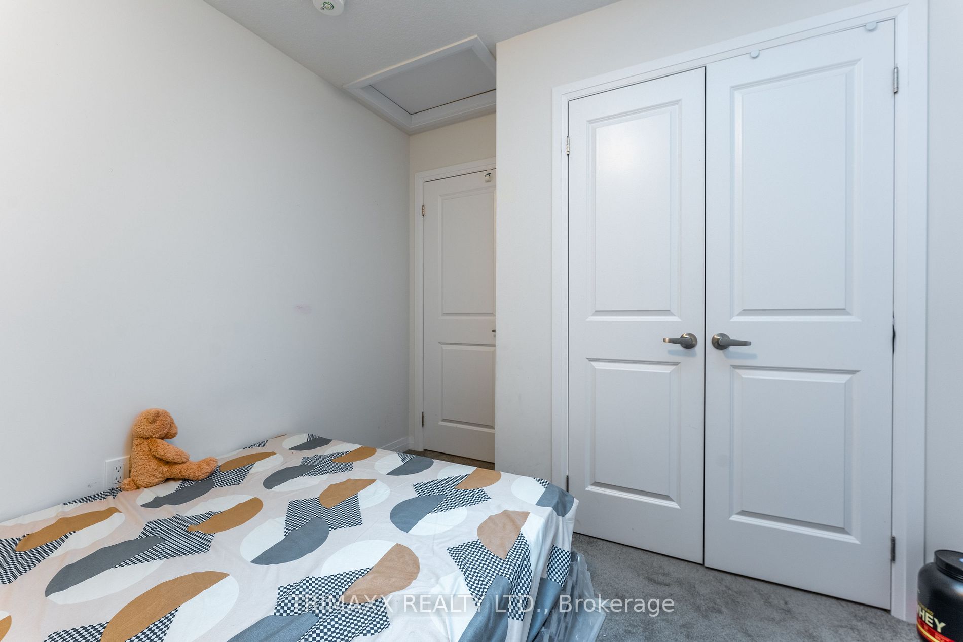 51 Sparrow Ave, #34