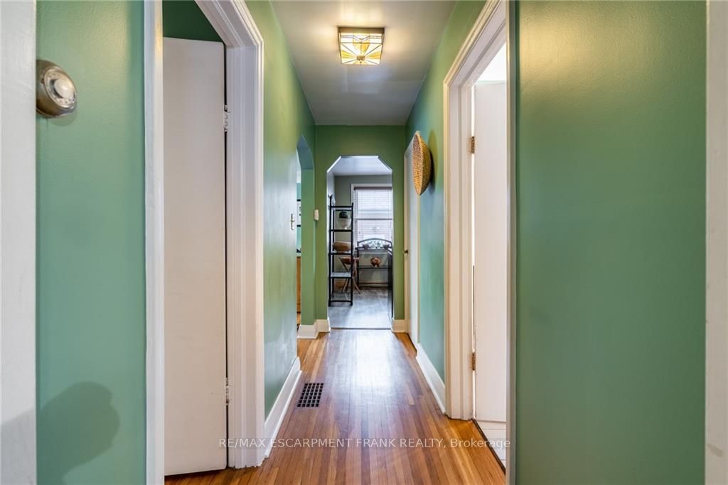 195 West 19th St