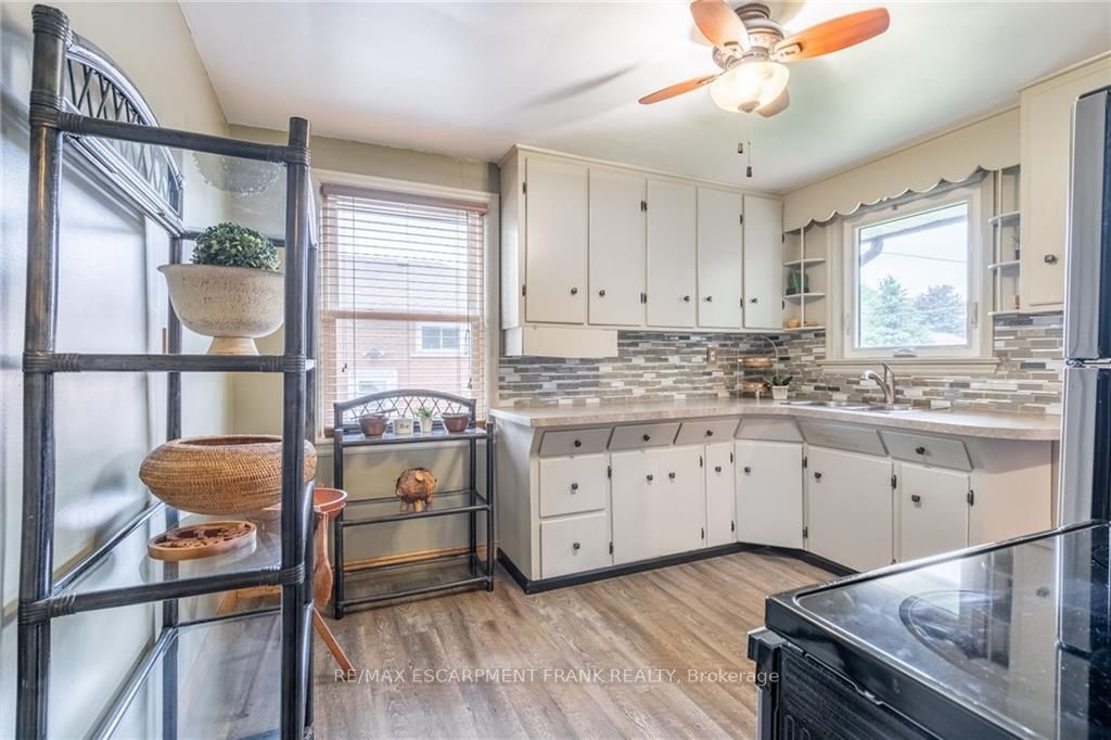 195 West 19th St