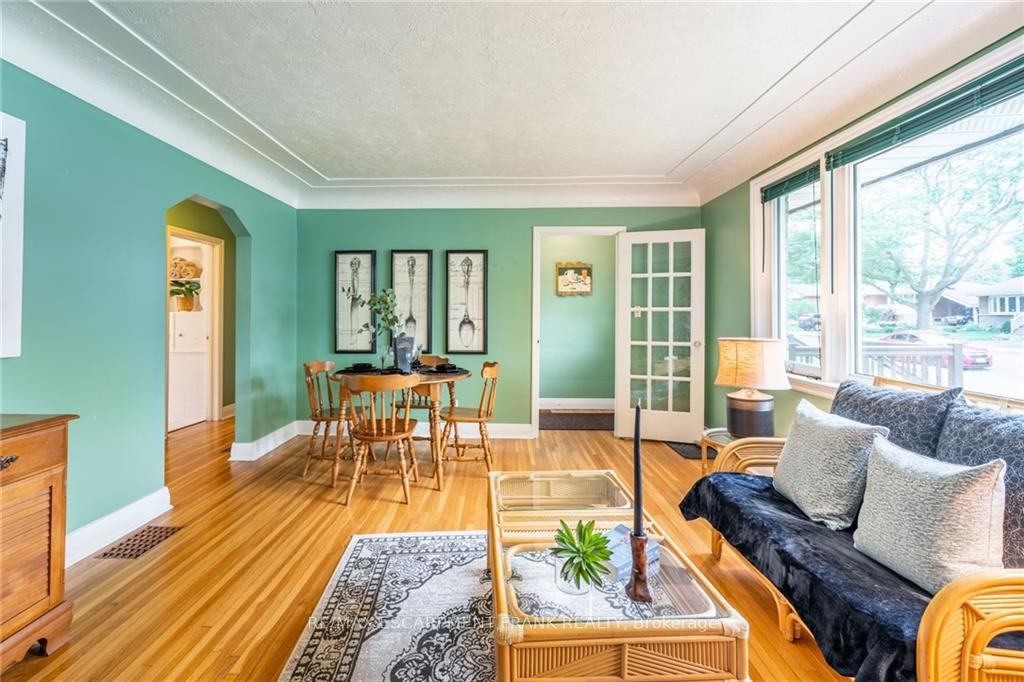 195 West 19th St