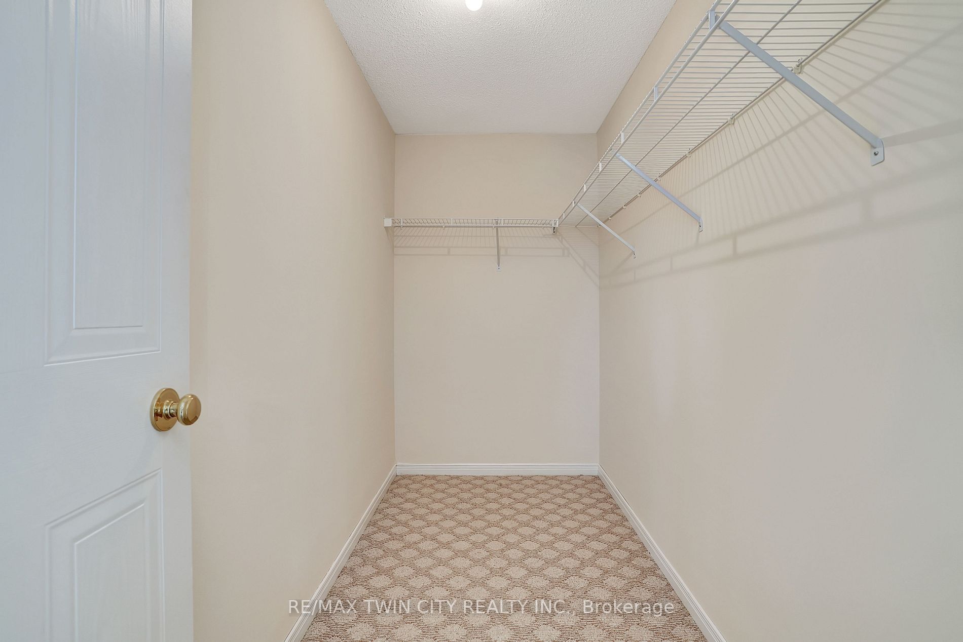 118 Julia Crescent