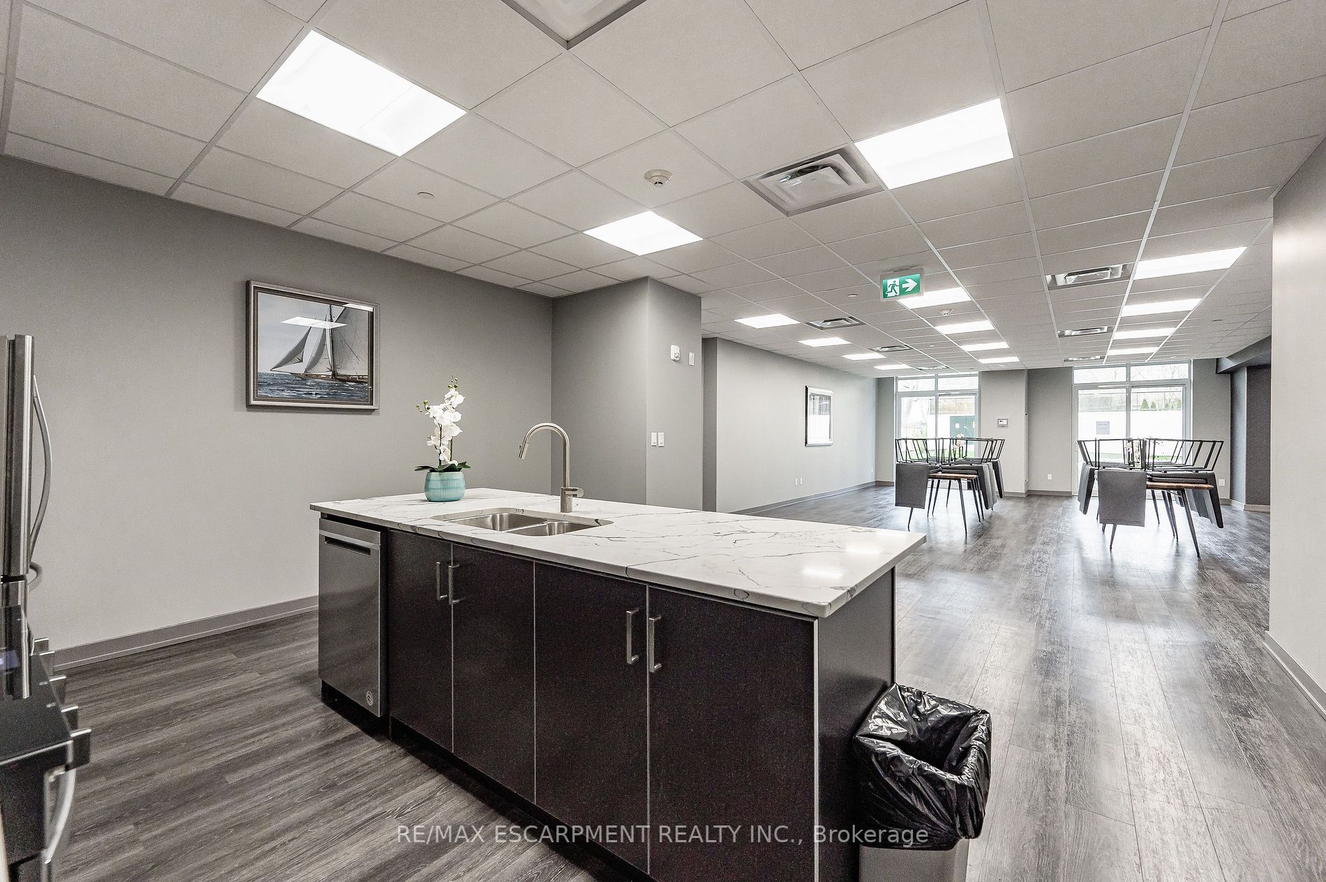 81 Robinson St, #103