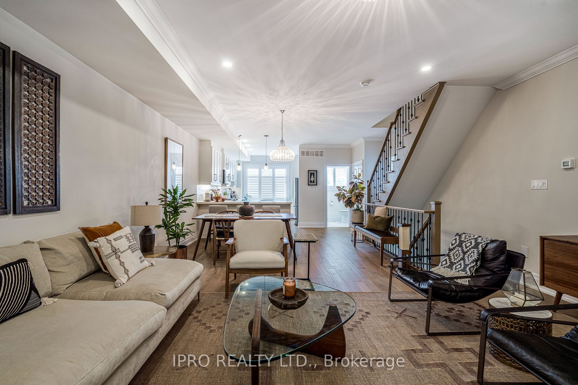 111 Wilson St E, #6