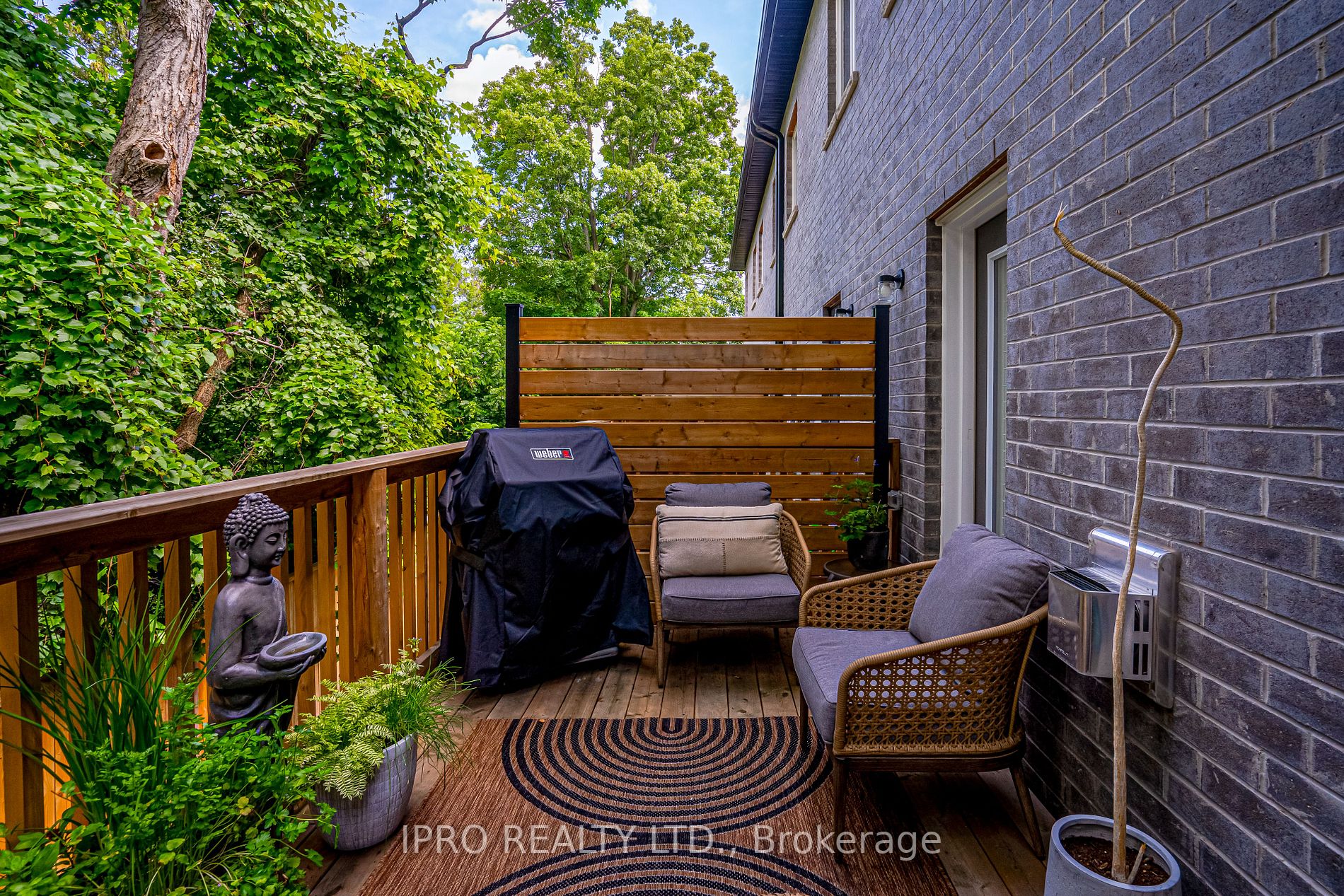 111 Wilson St E, #6