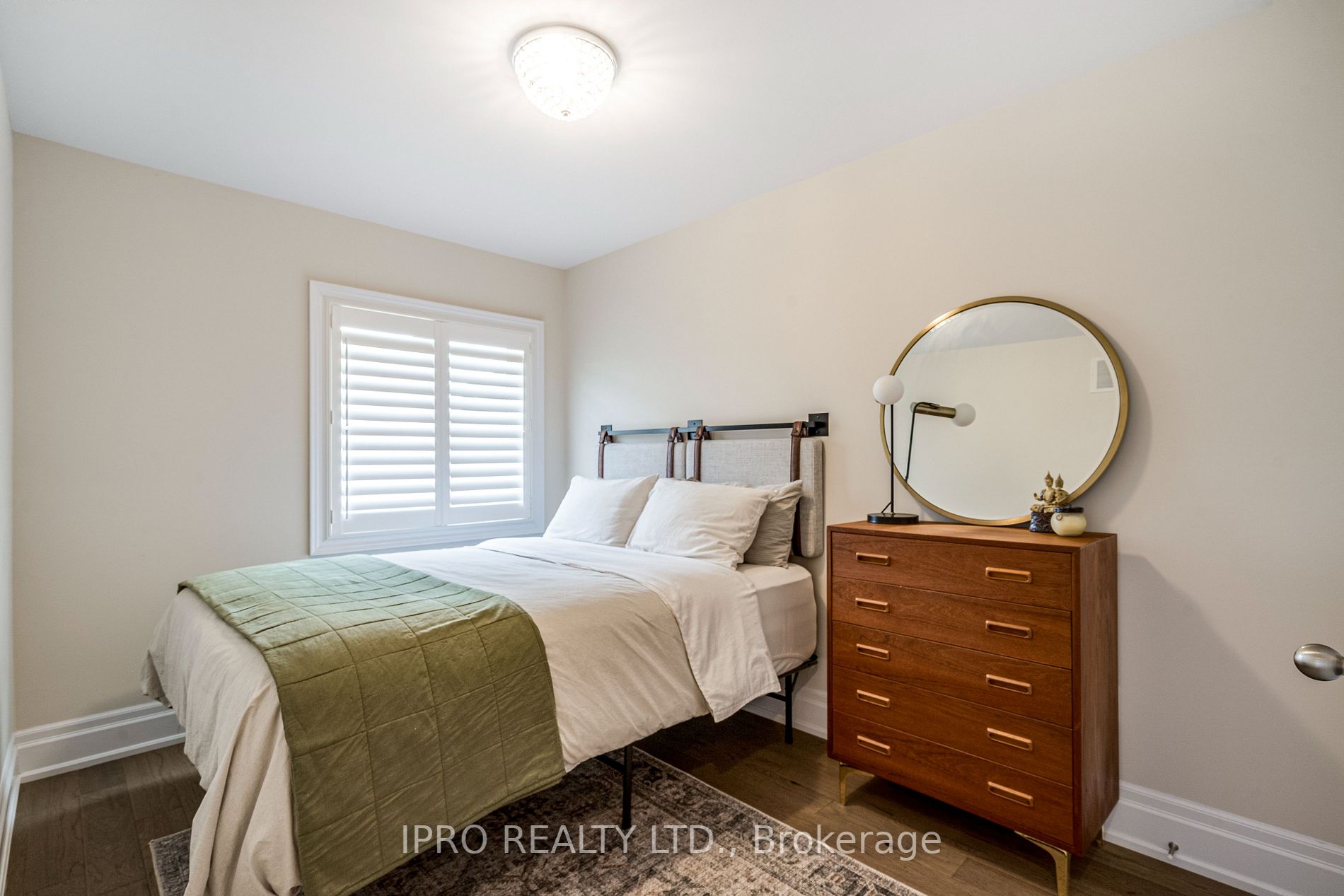 111 Wilson St E, #6