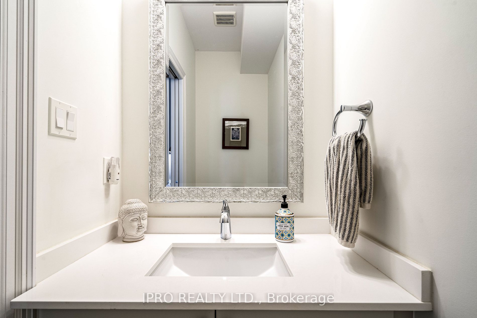 111 Wilson St E, #6