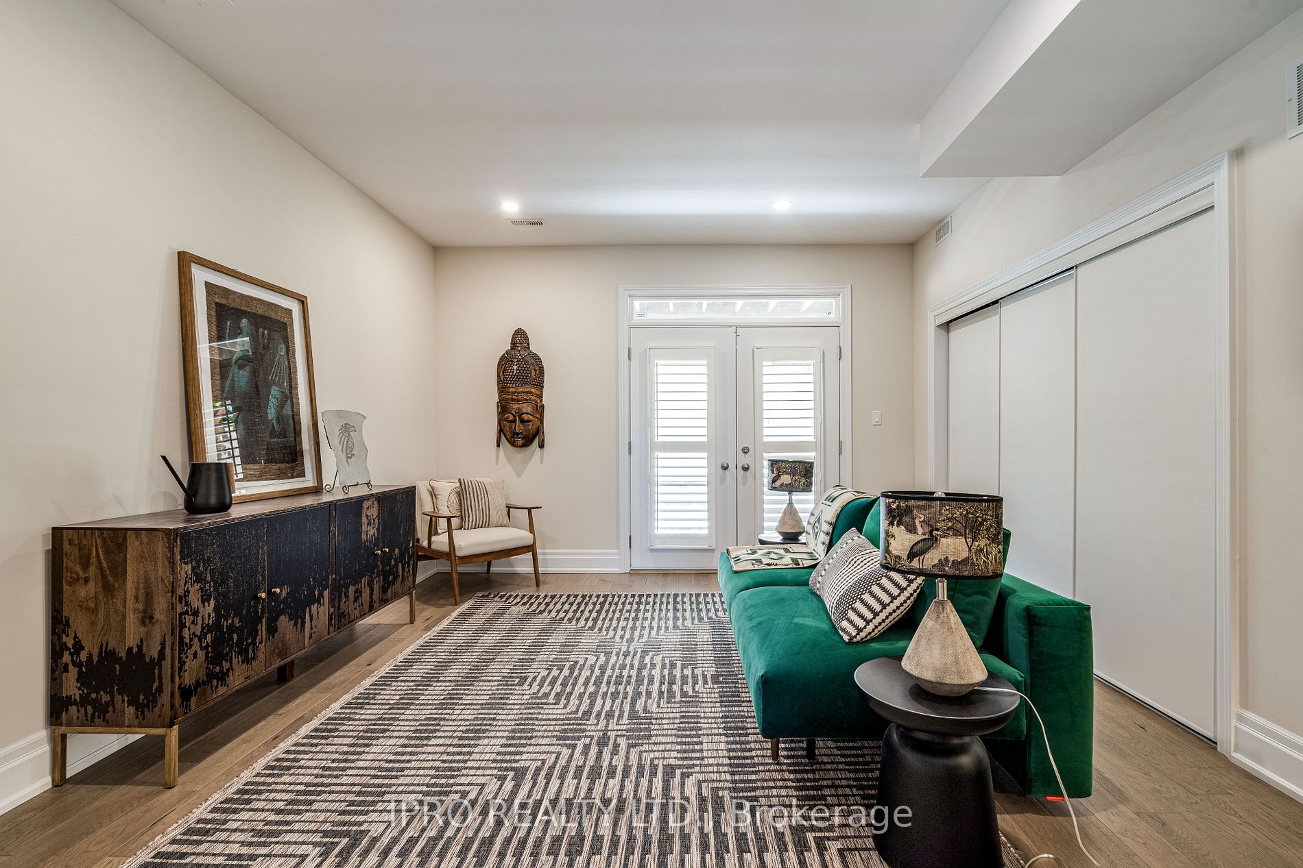 111 Wilson St E, #6