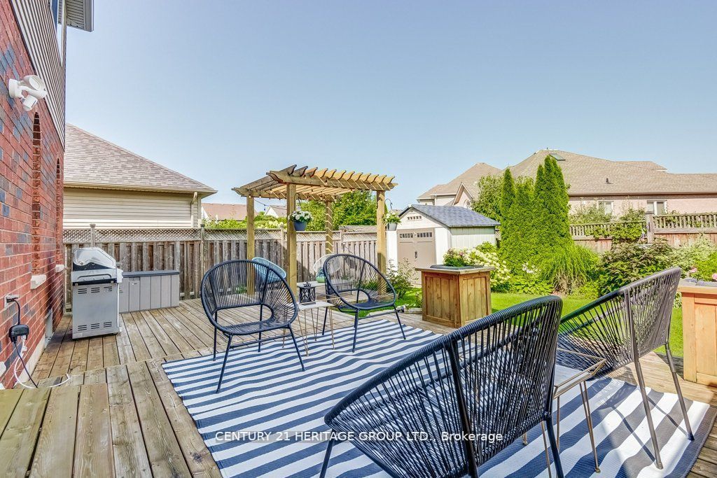 28 Udell Way