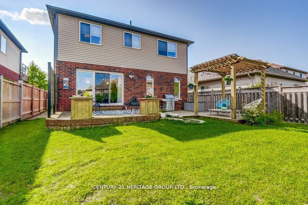 28 Udell Way