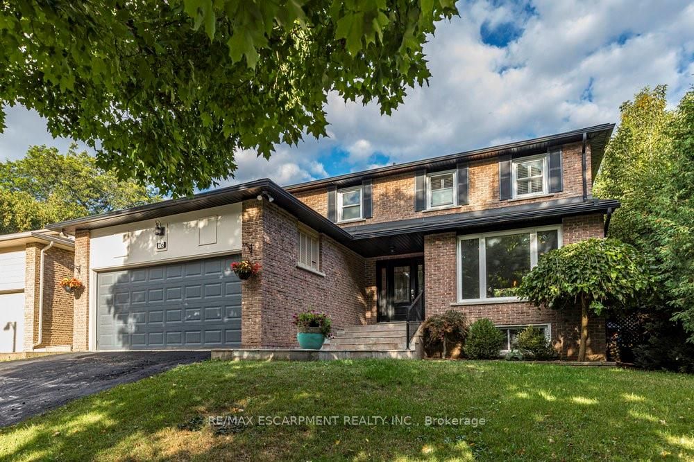 76 Bridlewood Dr
