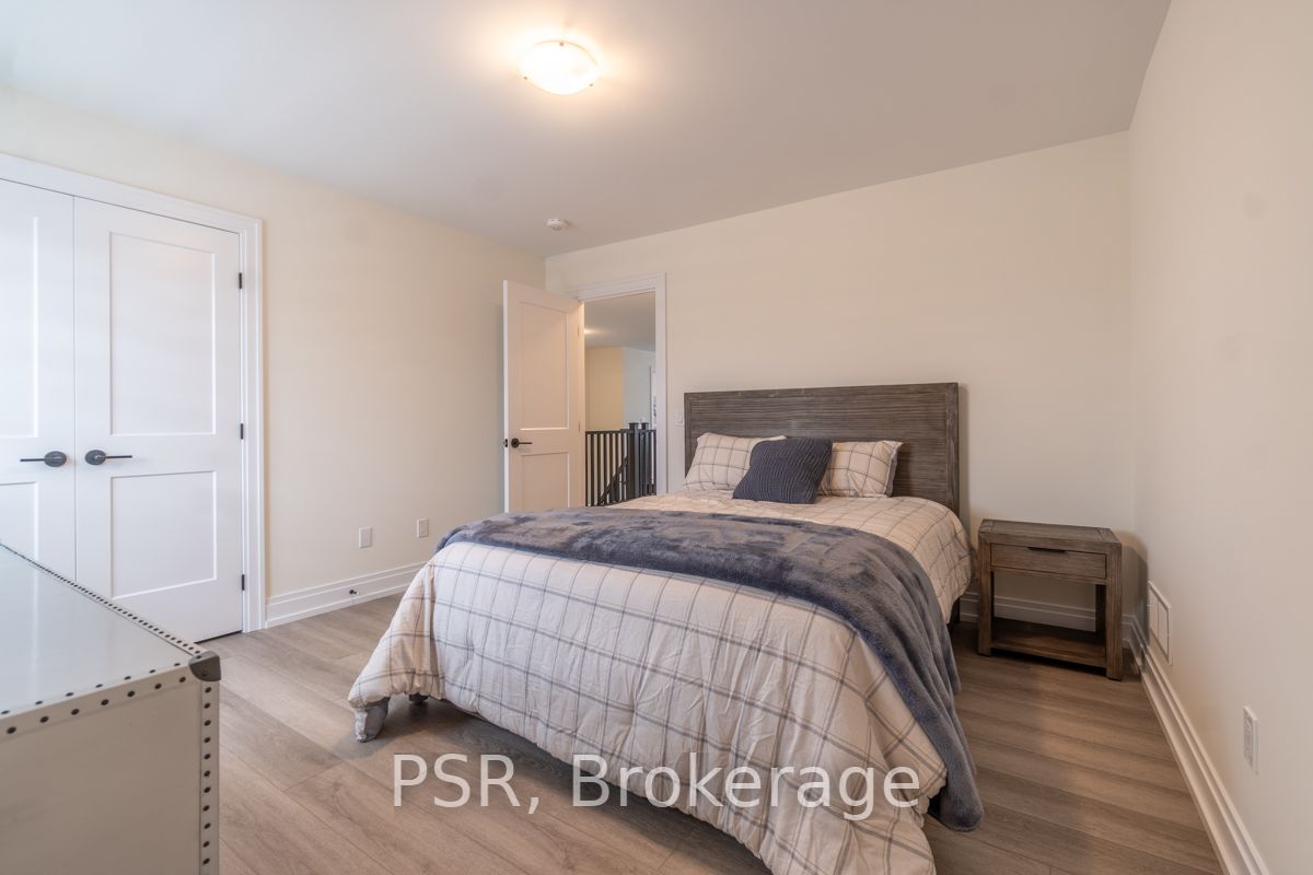 46 Great Falls Blvd S