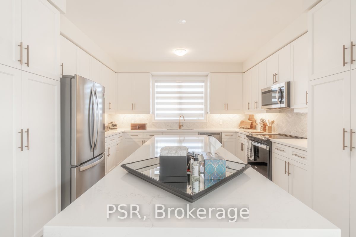 46 Great Falls Blvd S