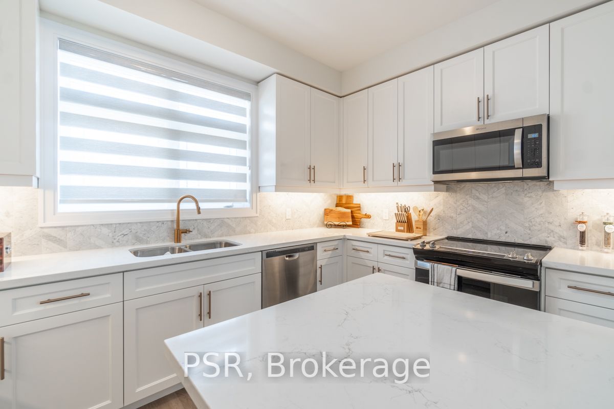 46 Great Falls Blvd S