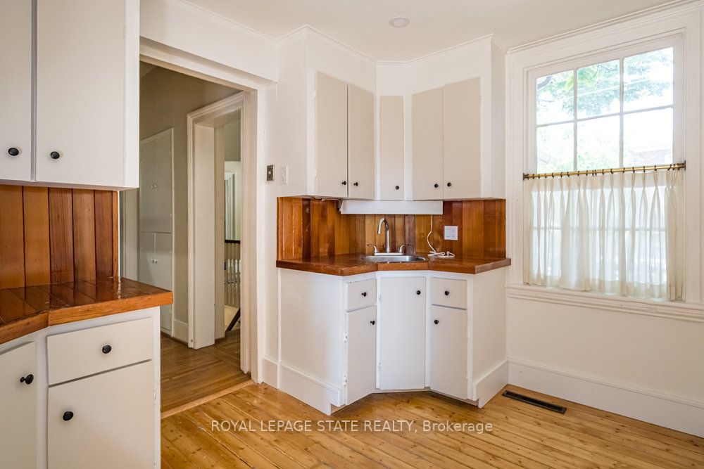 46 Melville St