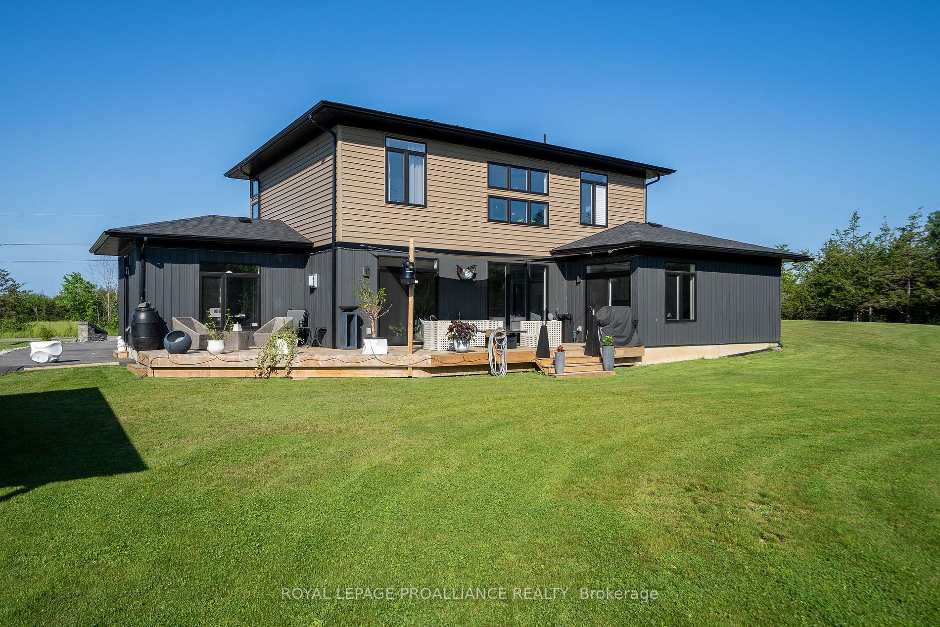 108 Foster Road